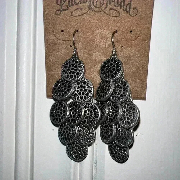 Lucky Brand Silver Tone Dangle Mandala Earrings NWT - Picture 3 of 4